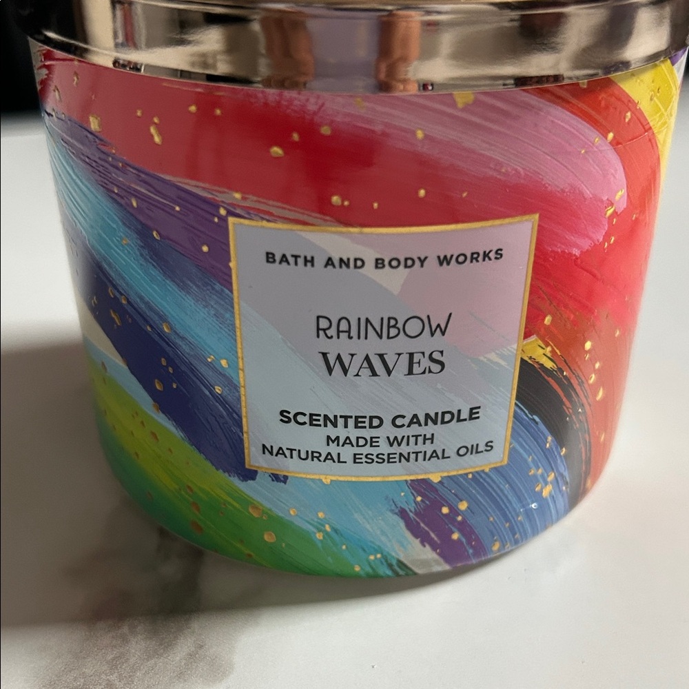 Bath & Body Works Rainbow Waves Candle - Red, Blue, Gold